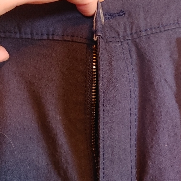 Brand-New Levis Cargo Shorts Sz. 34 - Picture 4 of 8